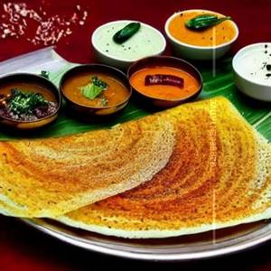 Podi Onion Uthappam  