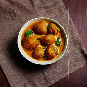 Dum Aloo Kashmiri