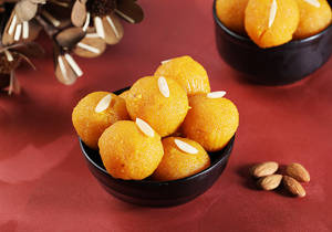 Motichur Laddu [Desi Ghee]