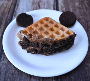 Mr Oreo Waffle Sandwich