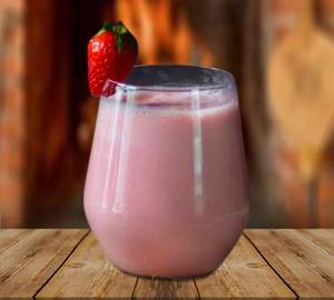 Strawberry lassi