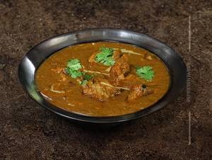 Hyderabadi Chicken Gravy