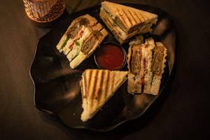 Club Chicken Sandwich