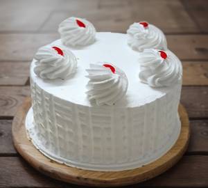 White Forest cake 500 gram Eggless