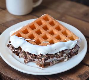 Kitkat Waffle Sandwich