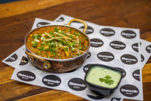 Paneer Banjara Hara Pyaz