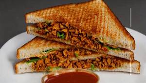 Chicken Keema Sandwich