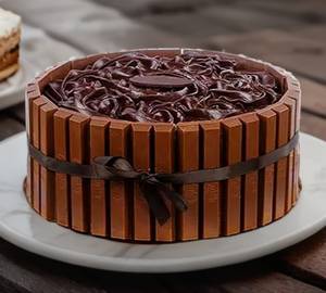 Kitkat Chocolate Truffle Cake