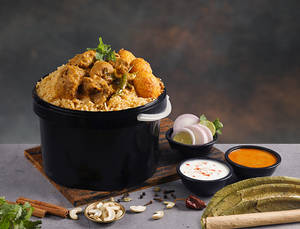 Zamindar Chicken Biryani Bucket