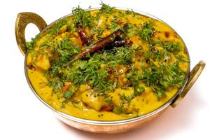 Kadhi pakoda