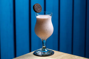 Strawberry Oreo Shake