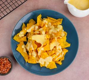 Manhattan Cheesy Nachos