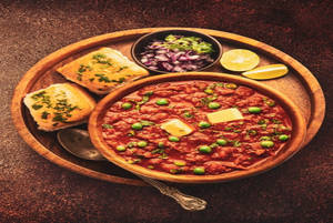 Kolhapuri Pav Bhaji