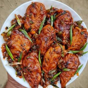 Tandoori Achari Paneer Momos