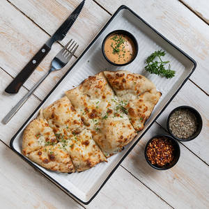 Classic Garlic Bread With Cheese