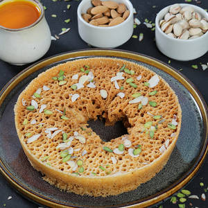 Bada Ghewar Mitha [1 Pc]