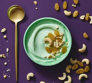 Green Vanilla Kaju Draksh Shrikhand