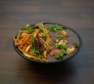 Chilly Basil Noodles & Oyster Chicken Bowl