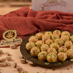 Pista Butterscotch Laddu
