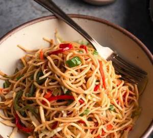 Hakka noodles