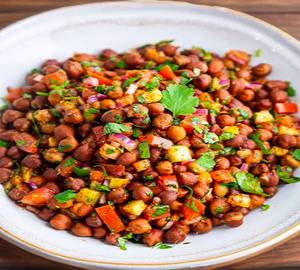 Desi Chana Chat (Kala Chana)