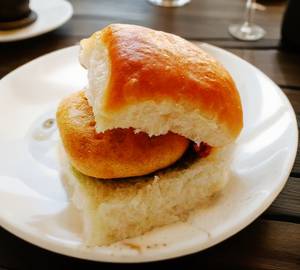 Mexican Crispy Vada Pav