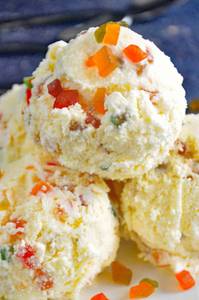 Tutti Fruity Ice Cream (Cone)