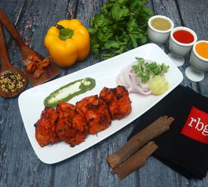 Surkh Lal Chicken Tikka