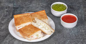 Russian Salad Sweet and Cold Non Grilled Sandwich