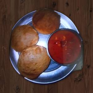 puri  Aloo Sabji [6 Pieces]