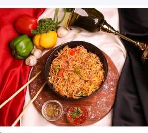 Veg Hakka Noodles