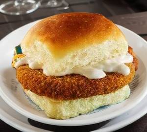 Maha Raja Vada Pav