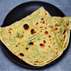 Onion Butter Missi Roti