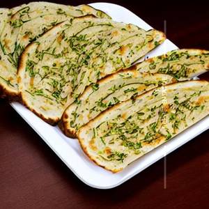 Kake Signature Naan Roll