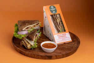 Egg N Cheese Sandwich On Multigrain Brown Bread