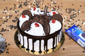 Oreo Forest  Chocolate Cake(1 Pound)
