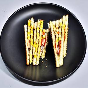Boiled Chicken Corn Sandwich