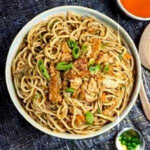 Chicken  Noodles  (Gravy)