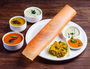 Butter Onion Masala Rava Dosa