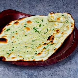 Laccha Butter Naan