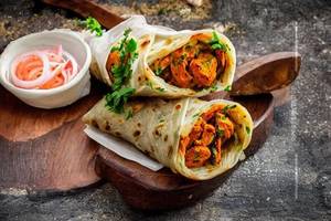 Chicken Achari Tikka Roll