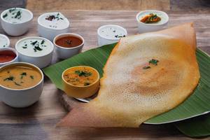 Cheese Masala Rava Dosa