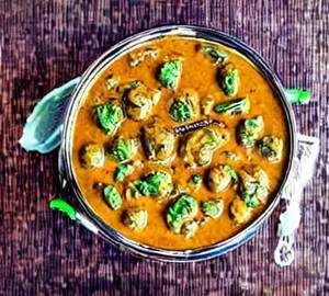 Extra Kurma