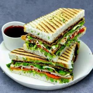 Caravan Cafe Pesto Veg Sandwich