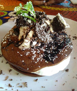 Oreo Chocolate Pancakes