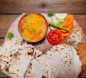 4 tawa roti with dal fry