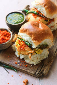 Ghee Classic Vada Pav