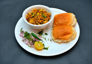 Paneer Bhurji Pav
