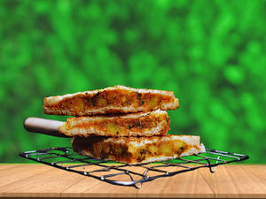 Masala Aloo Sandwich