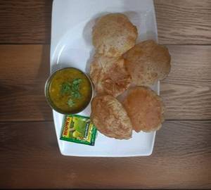 Puri bhaji